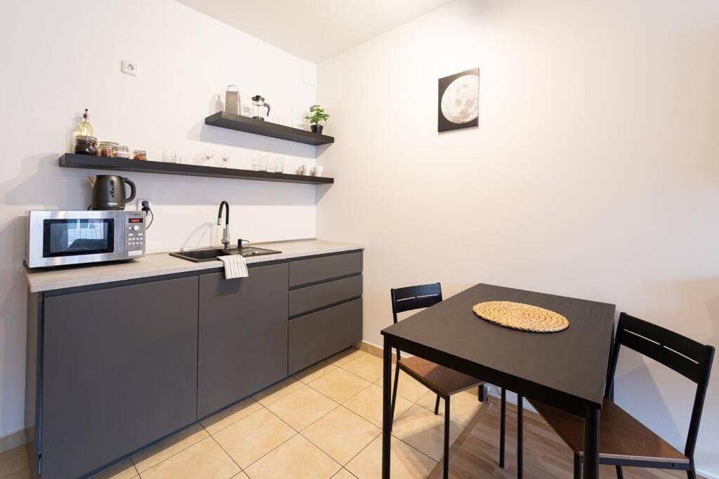 Astronaut Studio - Brno Centrum ภายนอก รูปภาพ